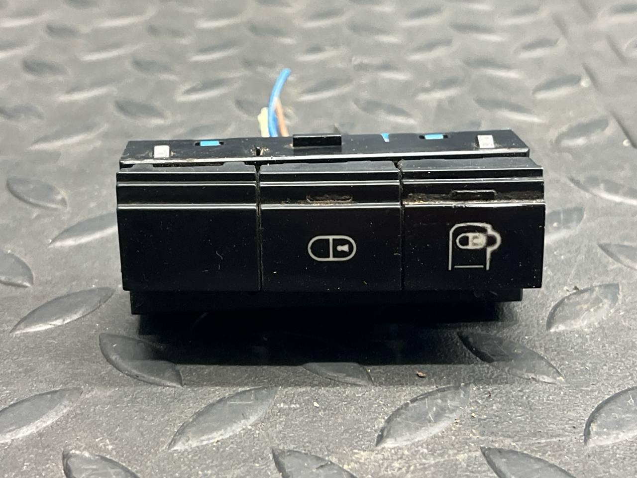 Кнопка центрального замка Peugeot Expert/2 2007-2016