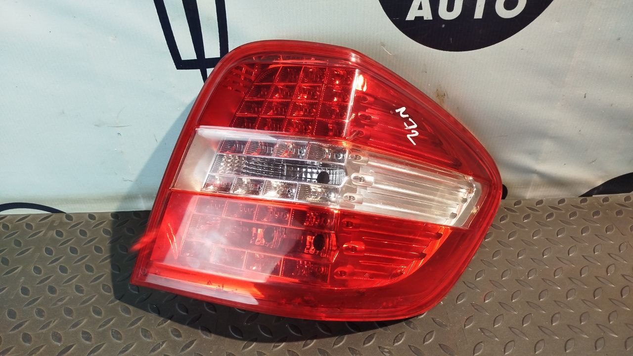 Фонарь задний правый Mercedes M/W164 2005-2011