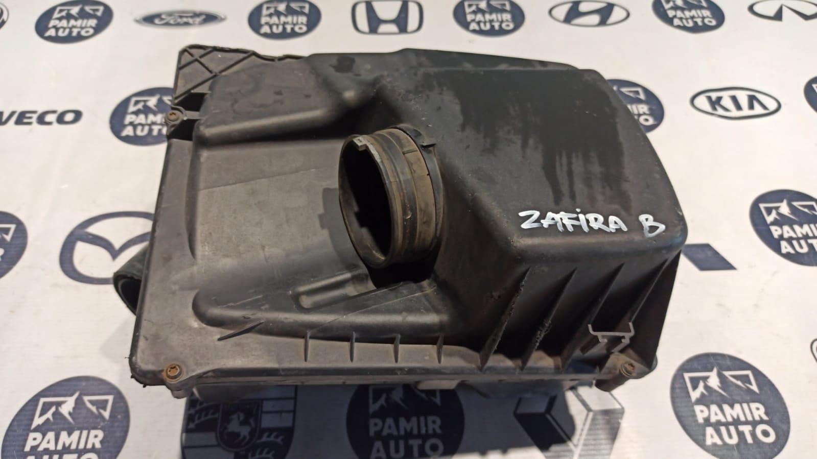 Корпус воздушного фильтра Opel Zafira/B 2005-2014