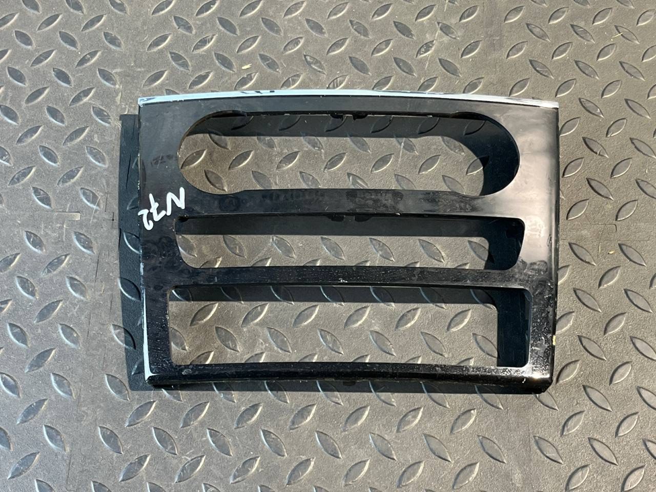 Накладка на торпедо Mercedes M/W164 2005-2011