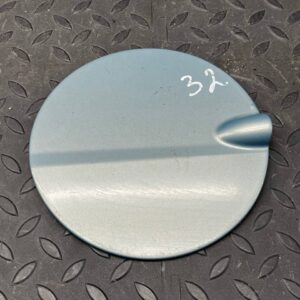 Лючок бензобака Ford Focus/2 2004-2011