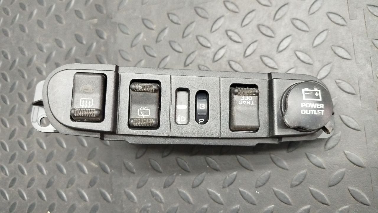 Накладка на торпедо Chrysler PT Cruiser 2000-2010