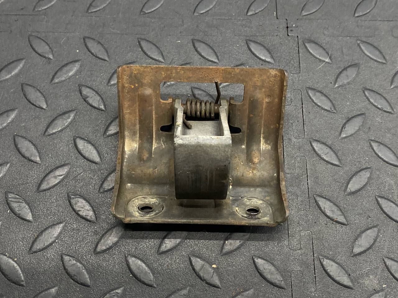 Замок капота Renault Megane/2 2002-2009