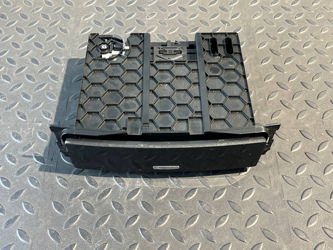 Бардачок Mercedes M/W164 2005-2011