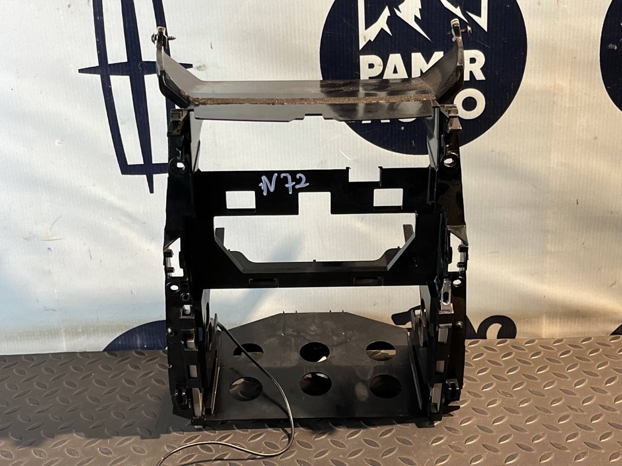 Рамка магнитолы Mercedes M/W164 2005-2011