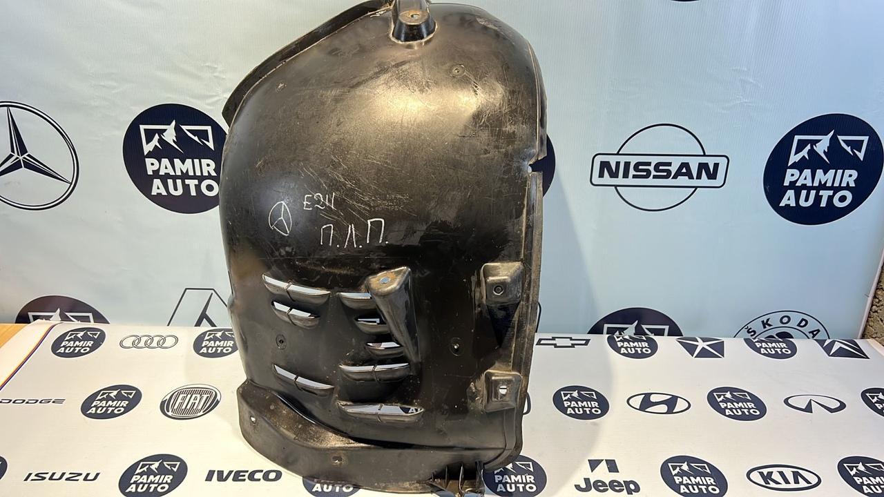 Локер (Подкрылок) передний левый Mercedes E/W211 2002-2009