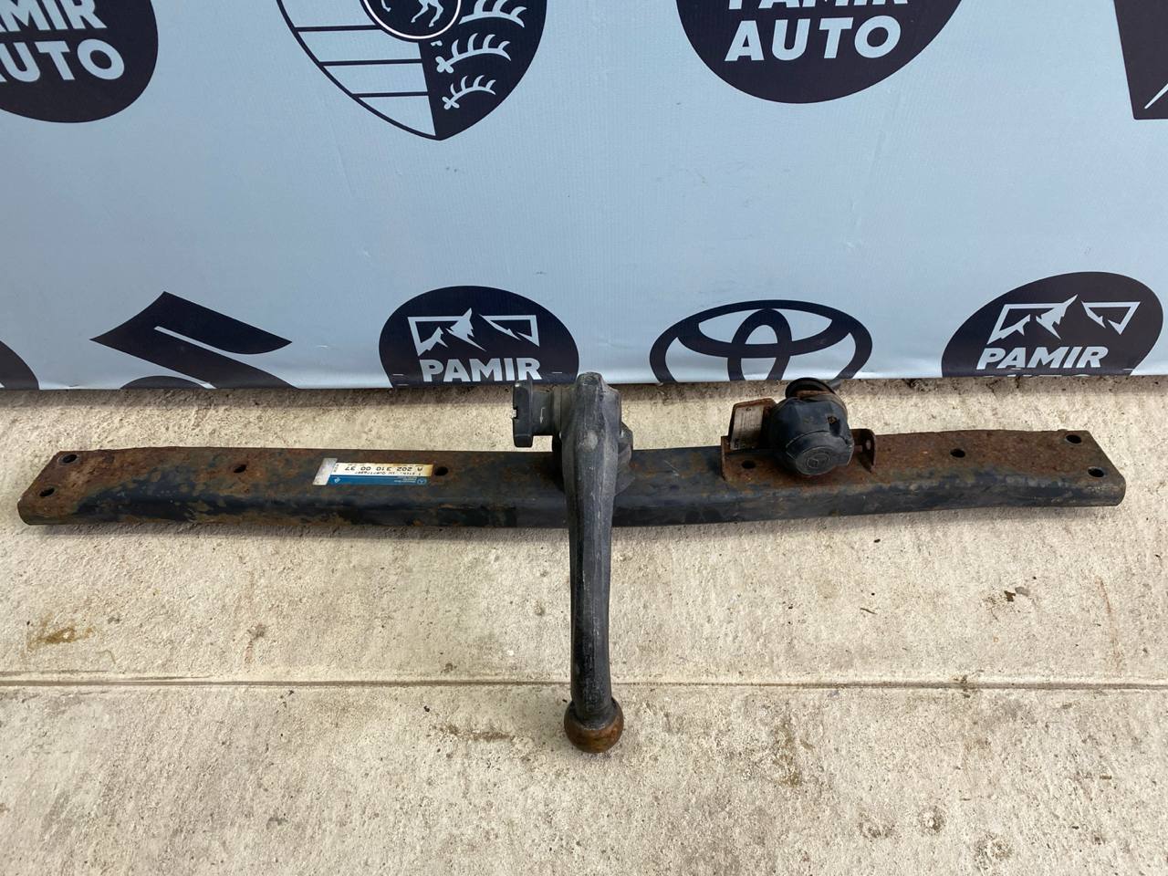 Фаркоп Mercedes C/W202 1993-2001