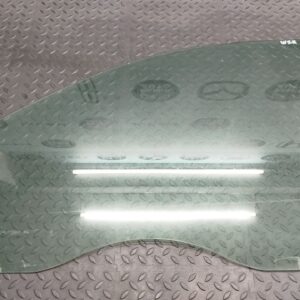 Стекло двери переднее левое Mercedes E/W211 2002-2009