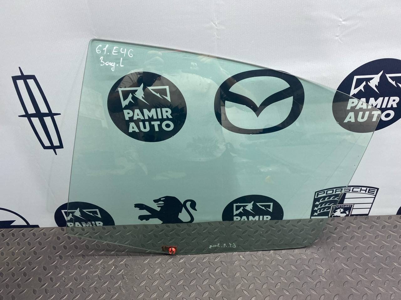 Стекло двери заднее левое BMW 3/E46 1998-2007