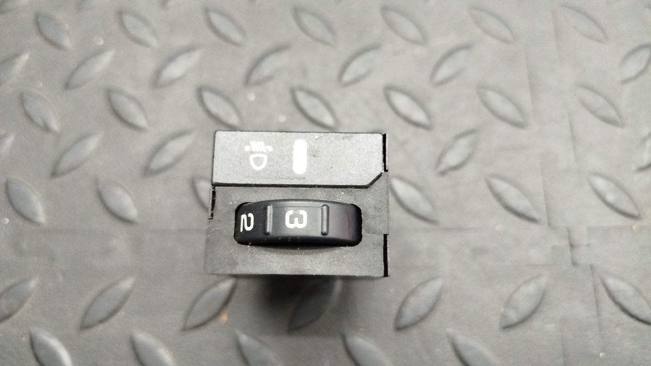 Кнопка корректора фар Chrysler PT Cruiser 2000-2010