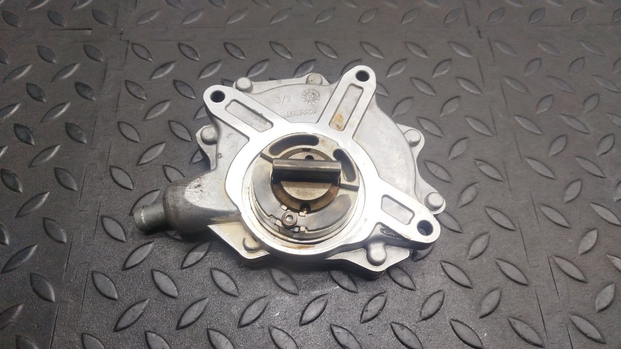 Насос вакуумный BMW 3/E46 1998-2007