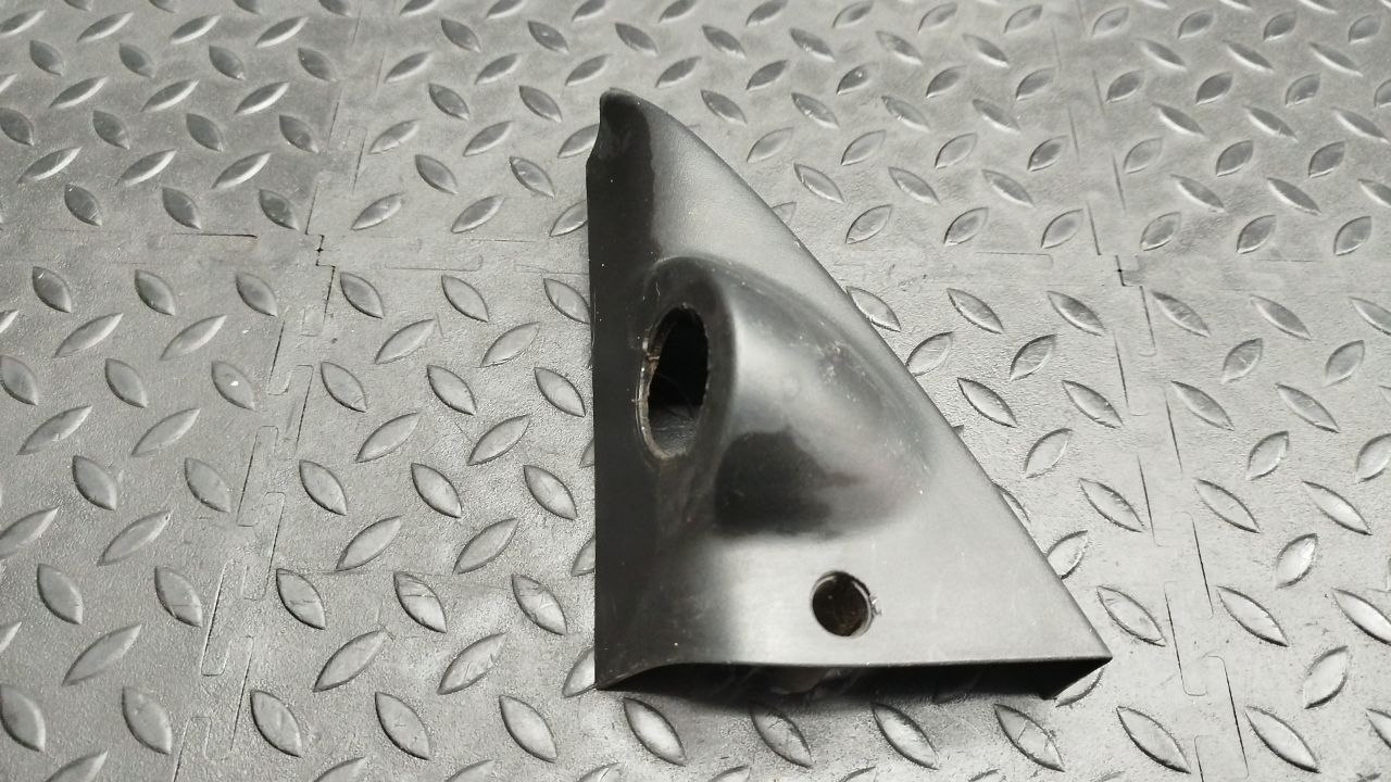 Накладка зеркала левая Ford Mondeo/3 2000-2007