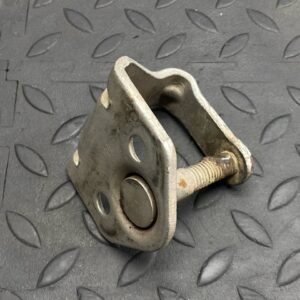 Ответная часть замка двери багажника левая Ford Transit 2000-2006