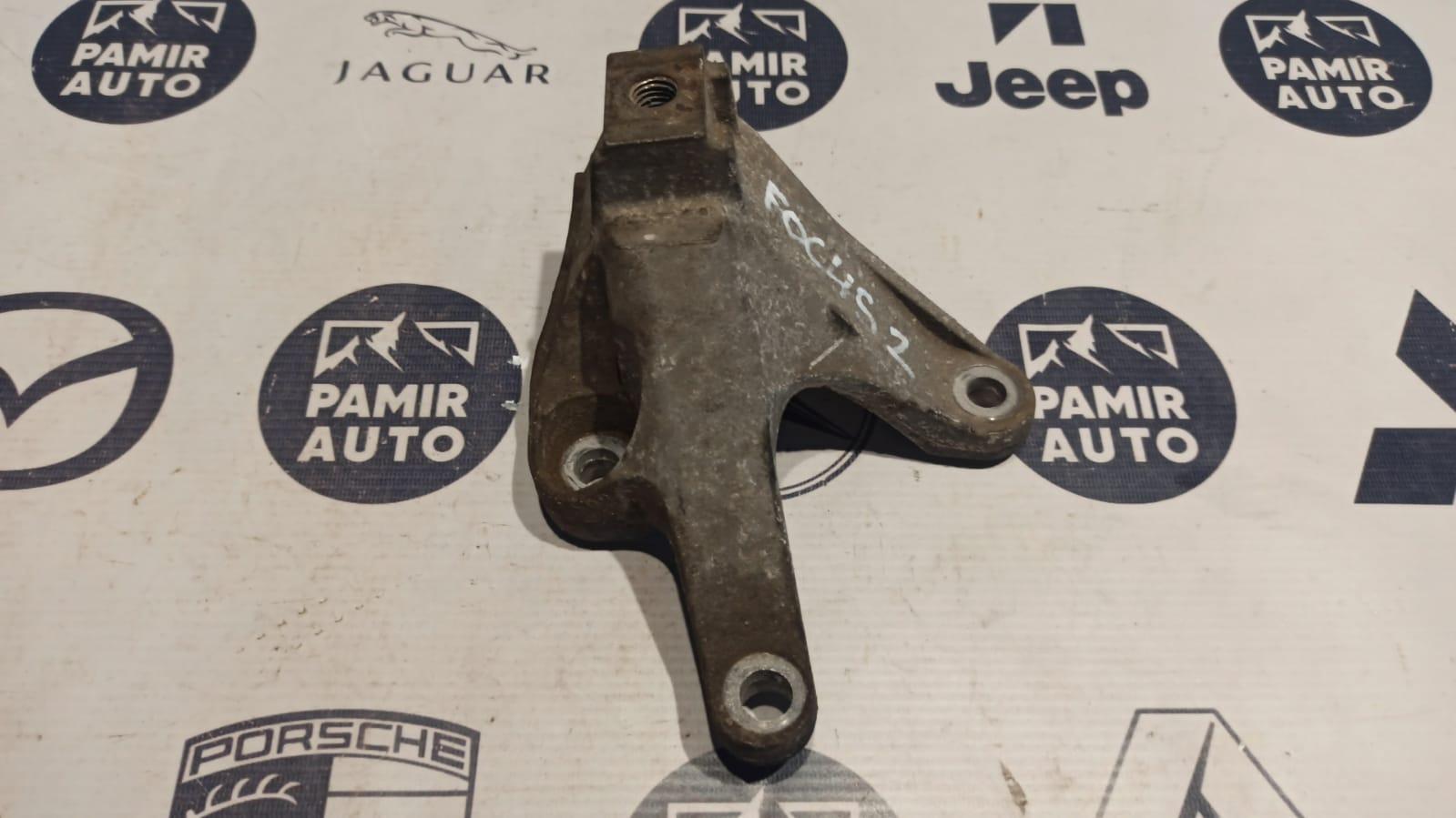 Кронштейн двигателя Ford Focus/2 2004-2011