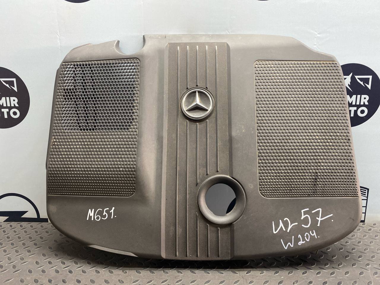 Крышка на двигатель (Декоративная) Mercedes C/W204 2006-2015