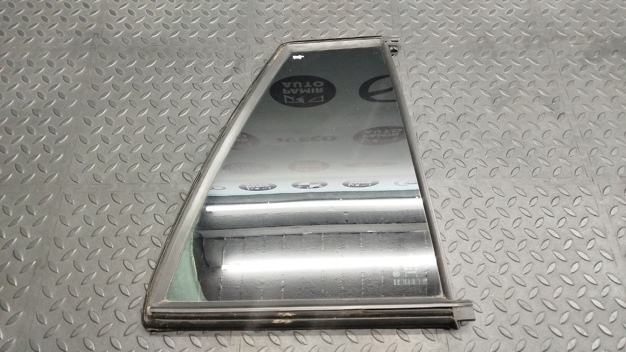 Форточка двери задняя правая Mercedes E/W211 2002-2009