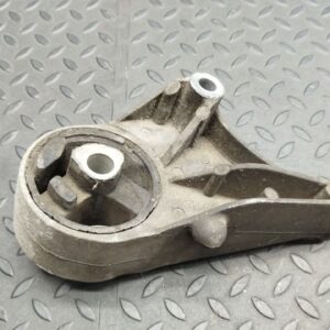 Опора двигателя Opel Astra/H 2004-2014