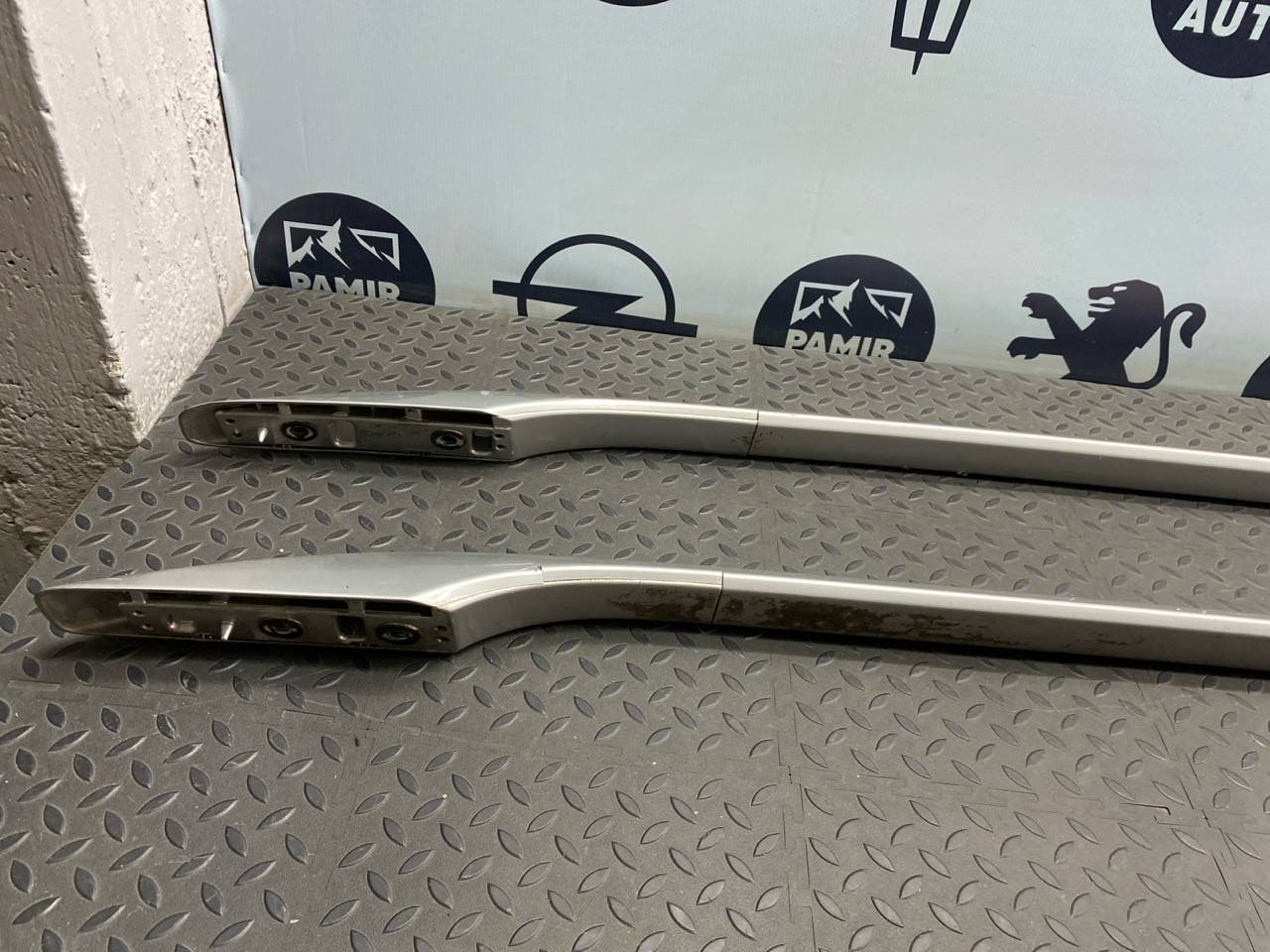 Рейлинги Toyota Avensis/2 2003-2009