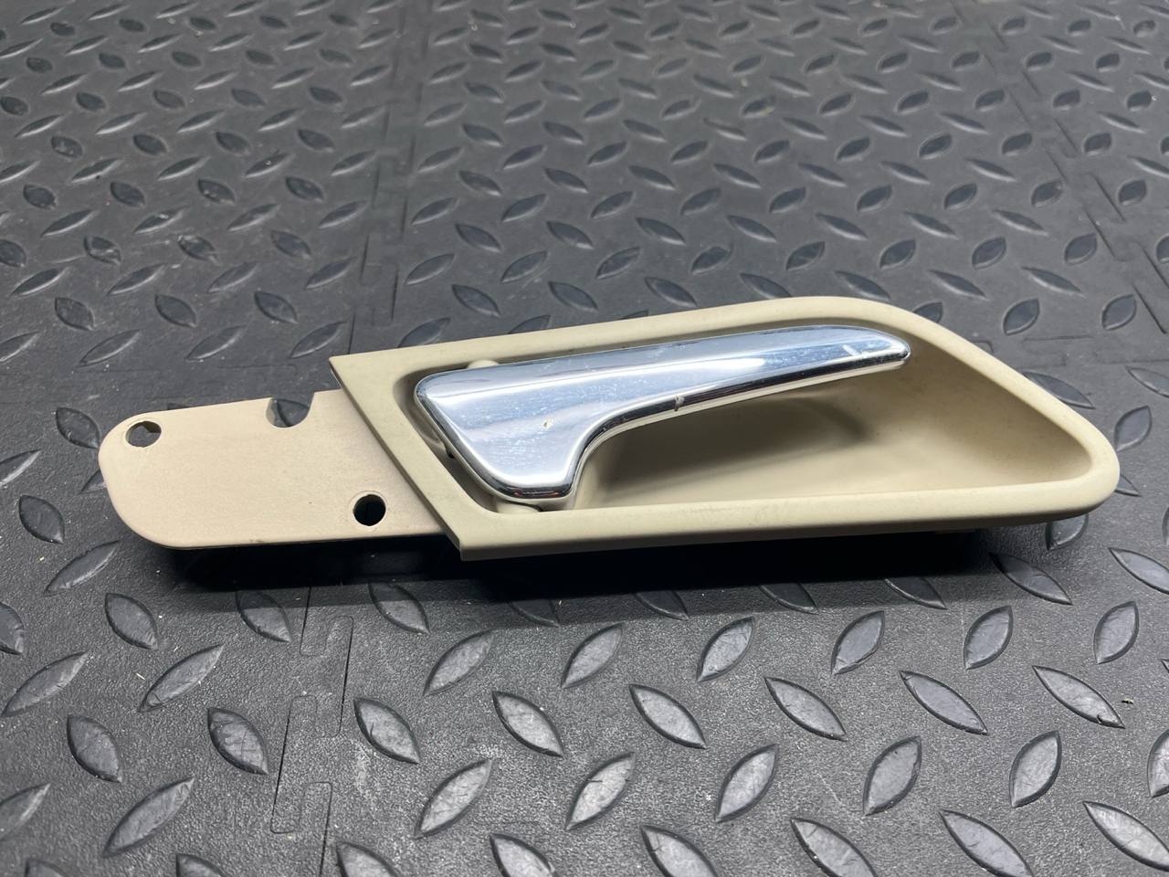 Ручка двери задняя правая Mercedes B/W245 2005-2011