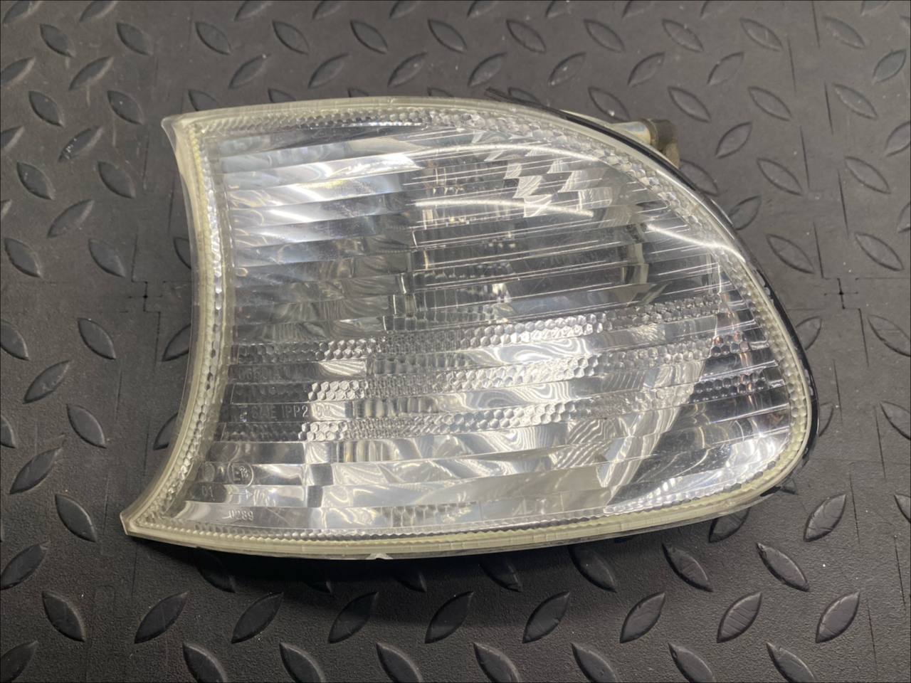 Поворотник левый BMW 3/E46 1998-2007