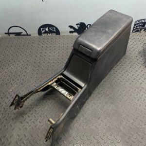 Консоль (Подлокотник) Mercedes C/W202 1993-2001