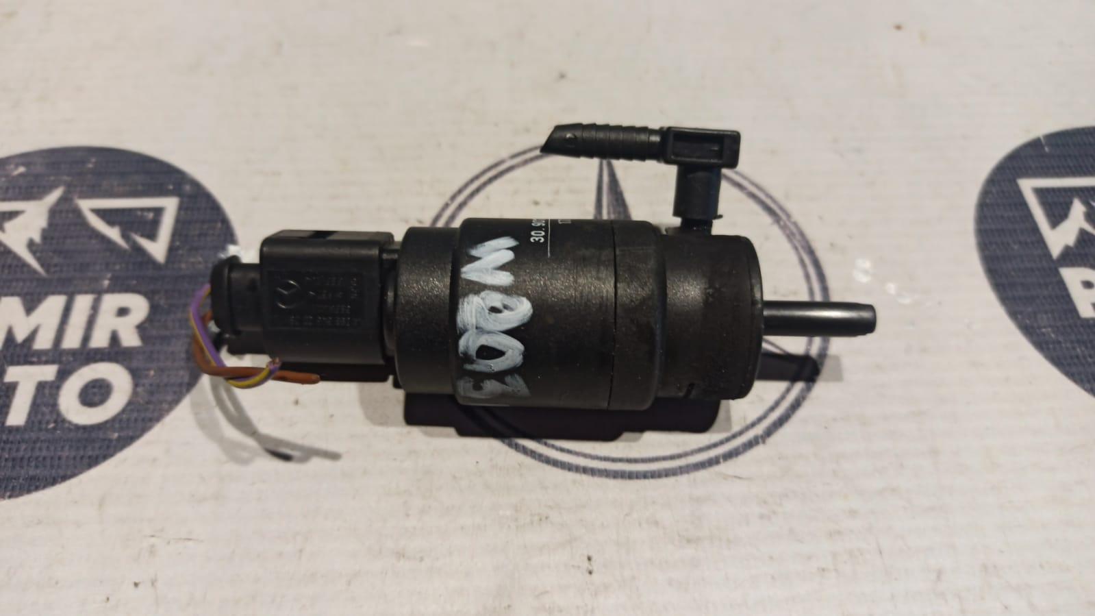 Насос омывателя Mercedes C/W203 2000-2008