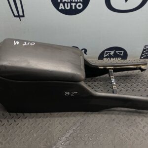 Консоль (Подлокотник) Mercedes E/W210 1995-2003