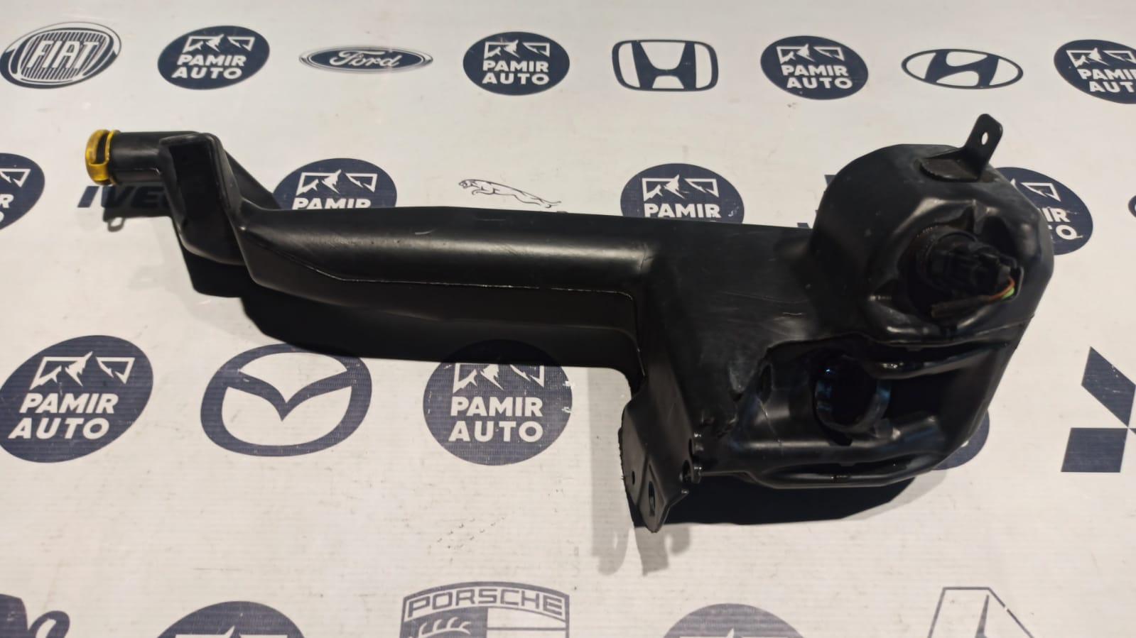 Бачок омывателя Opel Zafira/B 2005-2014