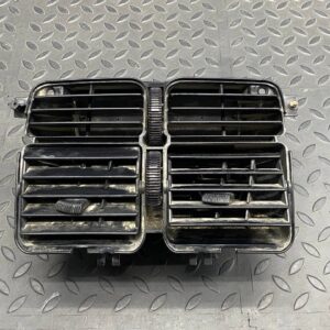 Дефлектор воздушный центральный Mercedes Vito/W638 1996-2003