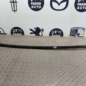 Молдинг лобового стекла левый Mercedes C/W203 2000-2008