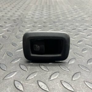 Кнопка стеклоподъемника Mercedes B/W245 2005-2011
