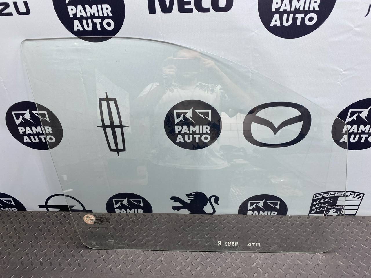 Стекло двери переднее правое Mercedes Vito/W639 2003-2014