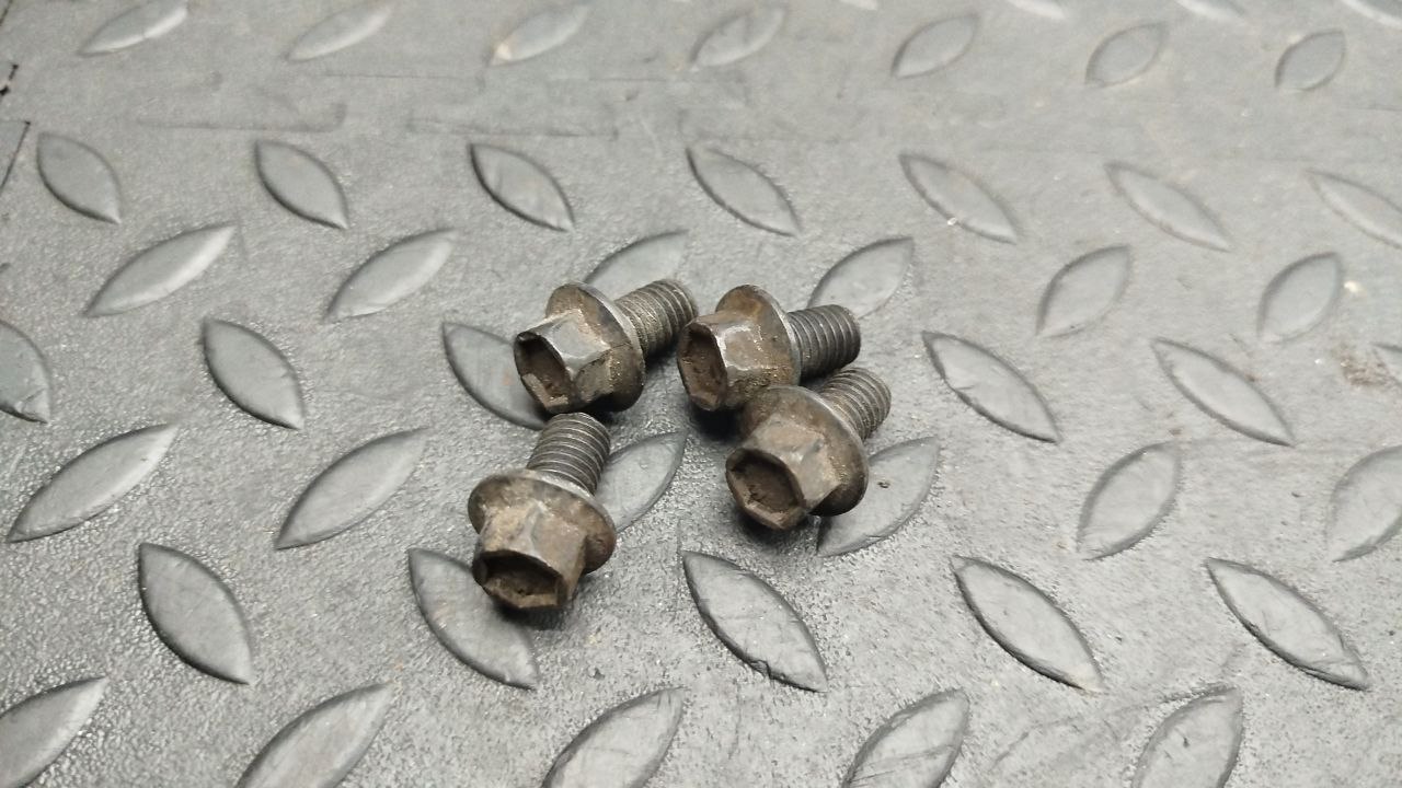 Болт корзины сцепления Ford Mondeo/2 1996-2000