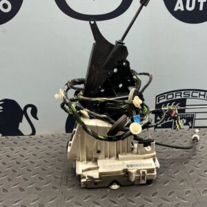 Замок двери передний левый Mercedes B/W245 2005-2011