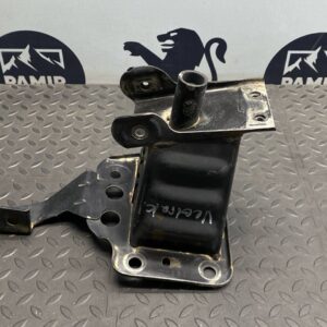 Кронштейн усилителя бампера передний правый Opel Vectra/C 2002-2008