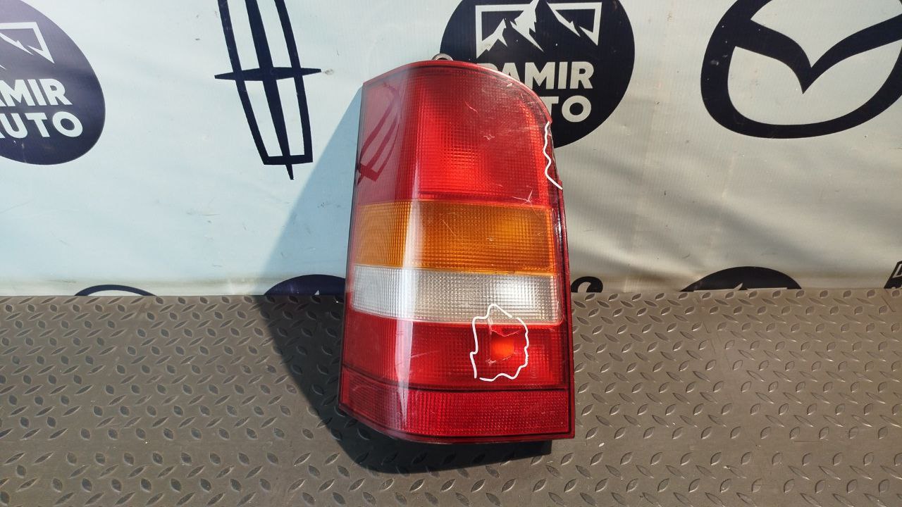 Фонарь задний левый Mercedes Vito/W638 1996-2003