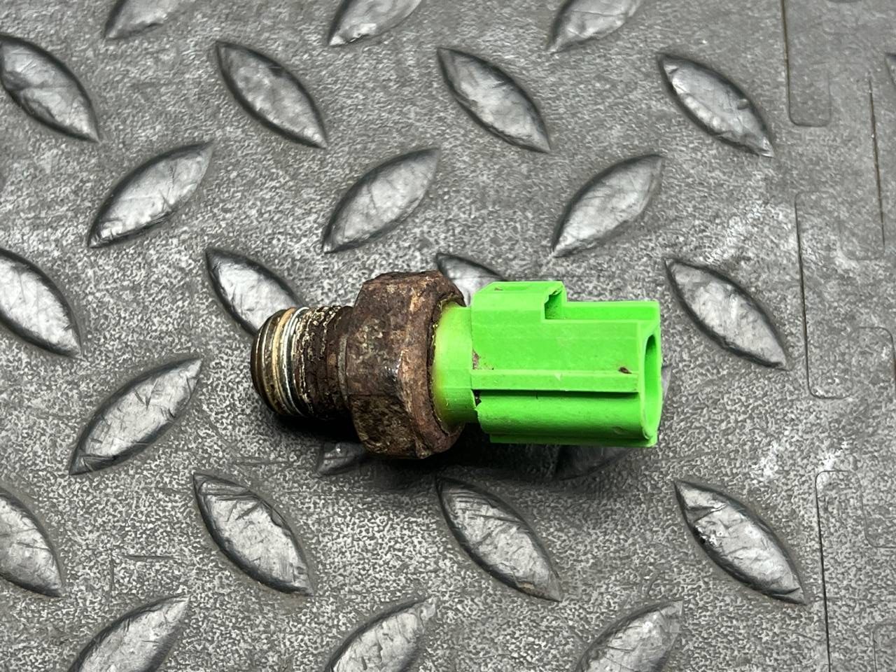 Датчик давления масла Ford Mondeo/3 2000-2007