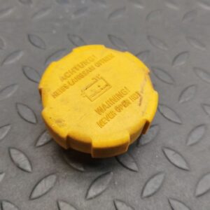 Крышка расширительного бачка Opel Astra/H 2004-2014