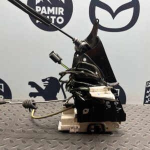 Замок двери передний левый Mercedes B/W245 2005-2011