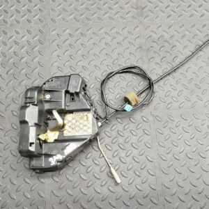 Замок двери задний левый Mercedes E/W211 2002-2009