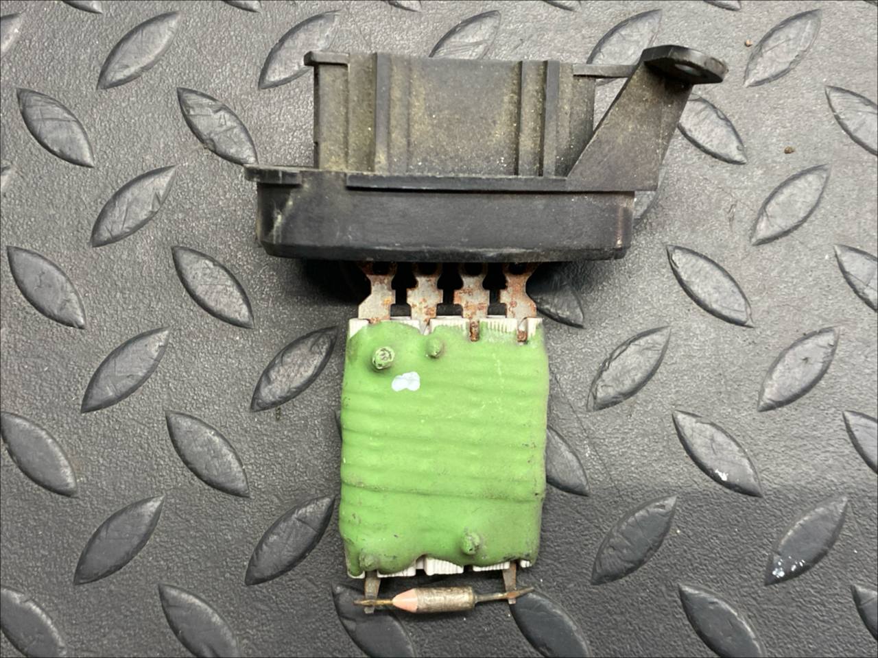 Резистор отопителя Mercedes Vito/W638 1996-2003