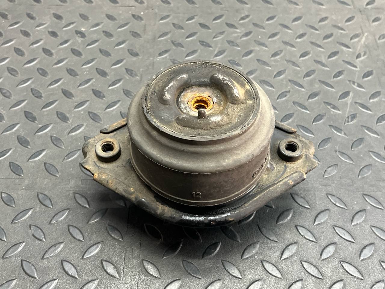 Опора двигателя Mercedes M/W164 2005-2011