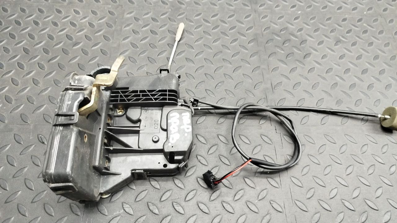 Замок двери передний правый Mercedes E/W211 2002-2009