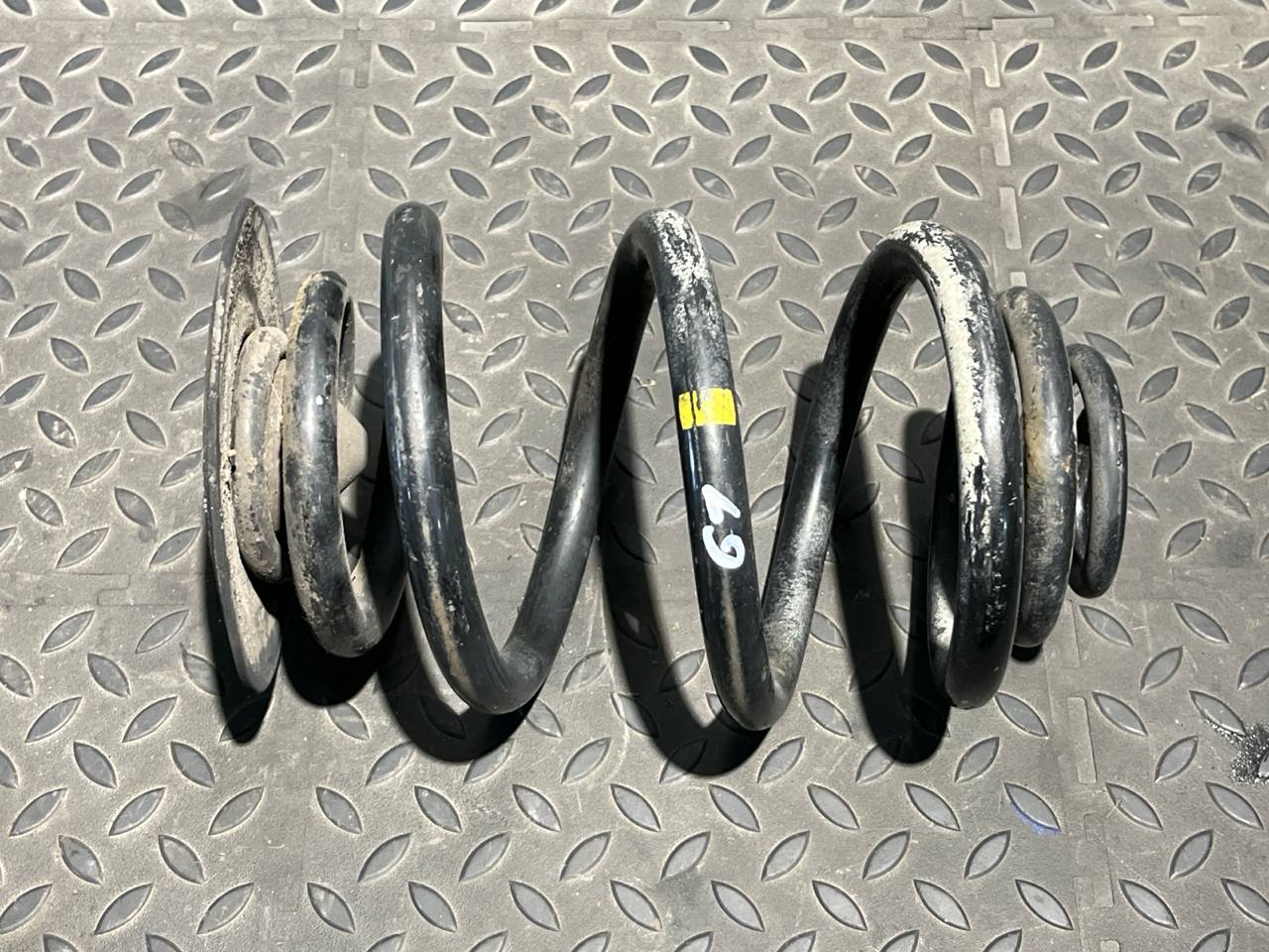 Пружина задняя BMW 3/E46 1998-2007