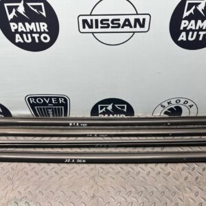 Уплотнитель двери передний левый Ford Focus/2 2004-2011