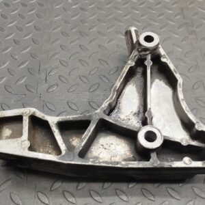 Кронштейн опоры двигателя Opel Astra/H 2004-2014