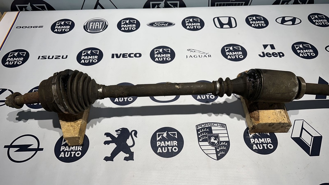 Полуось передняя правая Opel Movano/A 2003-2010