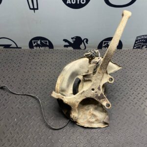 Кулак поворотный передний левый Mercedes C/W202 1993-2001