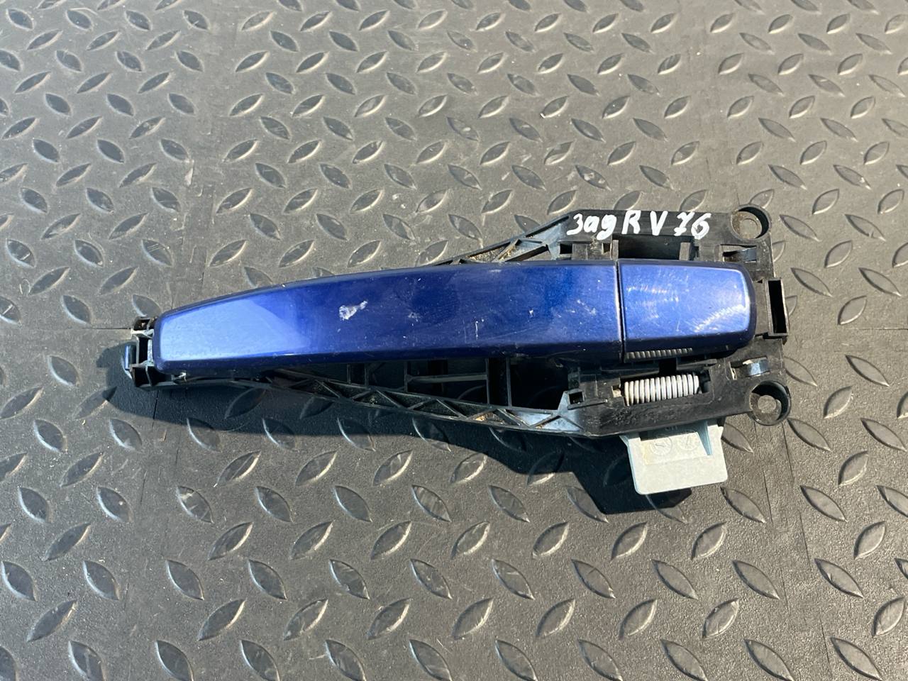 Ручка двери задняя правая Opel Zafira/B 2005-2014