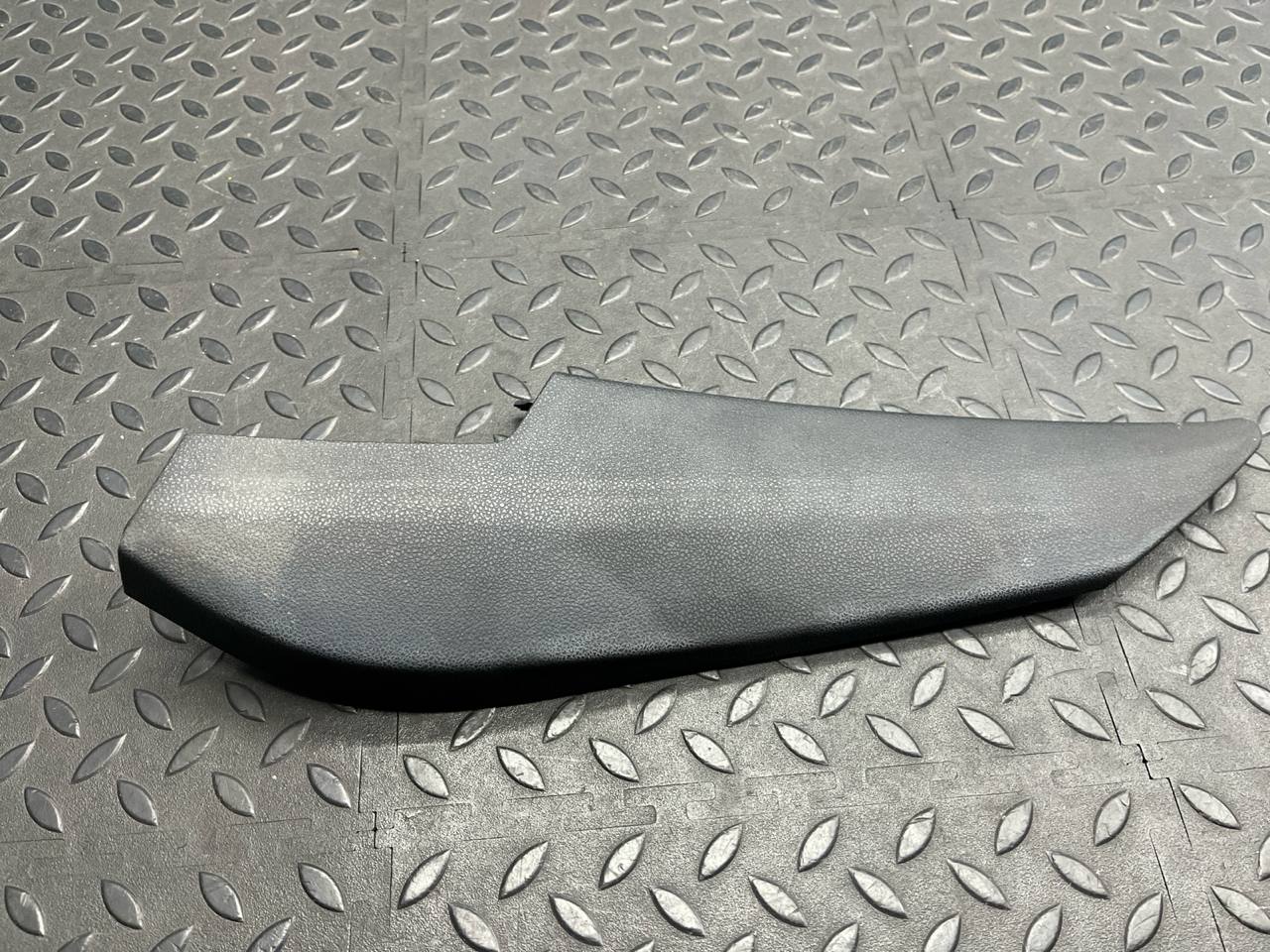 Накладка зеркала левая Mercedes B/W245 2005-2011